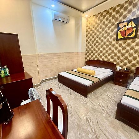 Xuan Huynh 3 Hotel Soc Trang Exterior photo